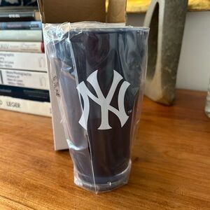 New York Yankees Tumbler